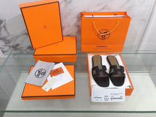 Load image into Gallery viewer, Hermes Oran Sandal Black