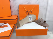 Load image into Gallery viewer, Hermes Oran Sandal Grey