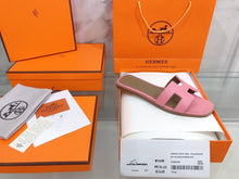 Load image into Gallery viewer, Hermes Oran Sandal Pink