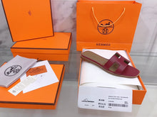 Load image into Gallery viewer, Hermes Oran Sandal Red