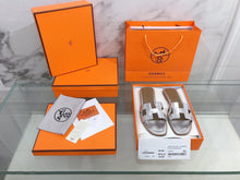 Load image into Gallery viewer, Hermes Oran Sandal Silver