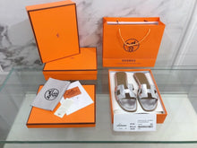 Load image into Gallery viewer, Hermes Oran Sandal Silver