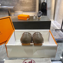 Load image into Gallery viewer, Hermes Paris Loafer