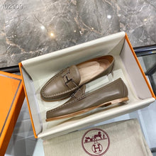 Load image into Gallery viewer, Hermes Paris Loafer