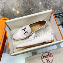 Load image into Gallery viewer, Hermes Paris Loafer White