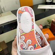 Load image into Gallery viewer, Hermes Women 0z Mule-White