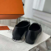 Load image into Gallery viewer, Hermes Women Danseuse Ballet Flat in Calfskin Leather-Black