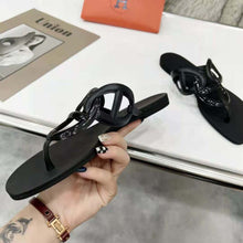 Load image into Gallery viewer, Hermes Women Egerie Sandal in Waterproof TPU with Chaine D Ancre Motif-Black