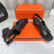 Load image into Gallery viewer, Hermes Women Elbe 60 Sandal in Calfskin Leather-Black