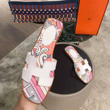 Load image into Gallery viewer, Hermes Women Oran Sandal Cotton Canvas "Faubourg Rainbow" Print-White