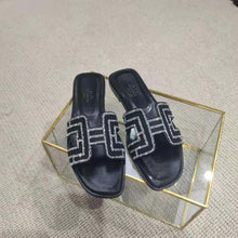 Load image into Gallery viewer, Hermes Women Oran Sandal in Suede Goatskin-Black