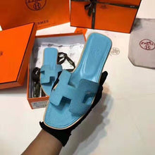 Load image into Gallery viewer, Hermes Women Oran Sandal Patent Calfskin Iconic "H"-Aqua