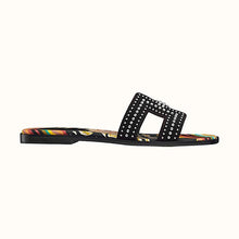 Load image into Gallery viewer, Hermes Women Oran Sandal Suede Goatskin Palladium Plated Studs Iconic "H"