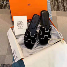 Load image into Gallery viewer, Hermes Women Oran Sandal Velvet Nappa Leather Metallic Finish Iconic "H"