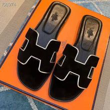 Load image into Gallery viewer, Hermes Women Oran Sandal Velvet Nappa Leather Metallic Finish Iconic "H"