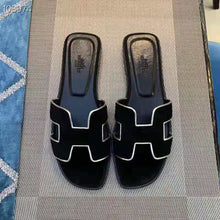 Load image into Gallery viewer, Hermes Women Oran Sandal Velvet Nappa Leather Metallic Finish Iconic "H"