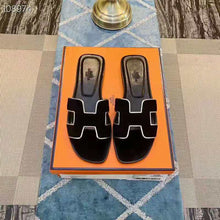 Load image into Gallery viewer, Hermes Women Oran Sandal Velvet Nappa Leather Metallic Finish Iconic "H"