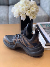 Load image into Gallery viewer, Louis Vuitton Archlight Sneakers Calfskin Leather Fall/Winter 2019 Collection 1A589P Black/Brown