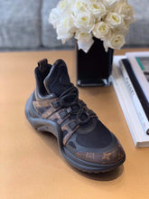 Load image into Gallery viewer, Louis Vuitton Archlight Sneakers Calfskin Leather Fall/Winter 2019 Collection 1A589P Black/Brown