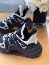 Load image into Gallery viewer, Louis Vuitton Archlight Sneakers Calfskin Leather Fall/Winter Collection Black/White