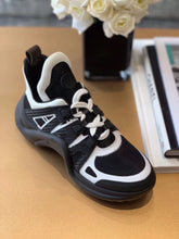 Load image into Gallery viewer, Louis Vuitton Archlight Sneakers Calfskin Leather Fall/Winter Collection Black/White