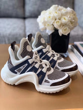 Load image into Gallery viewer, Louis Vuitton Archlight Sneakers Calfskin Leather Fall/Winter Collection White/Black/Brown