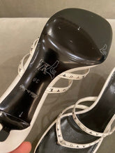 Load image into Gallery viewer, Louis Vuitton Citizen Sandals Calfskin Leather Spring/Summer Collection 1A7RYA White