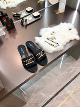 Load image into Gallery viewer, Louis Vuitton Lock It Mules Calfskin Leather Spring/Summer Collection Black