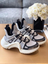 Load image into Gallery viewer, Louis Vuitton LV Archlight Sneaker Monogram Material White/Black For Women LV