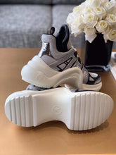Load image into Gallery viewer, Louis Vuitton LV Archlight Sneaker Monogram Material White/Black For Women LV