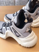 Load image into Gallery viewer, Louis Vuitton LV Archlight Sneaker Monogram Material White/Black For Women LV