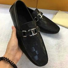 Load image into Gallery viewer, Louis Vuitton LV Men Hockenheim Moccasin Shoes Black