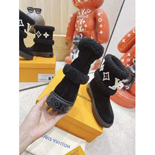 Load image into Gallery viewer, Louis Vuitton LV Women Snowdrop Flat Ankle Boot Cognac Black Suede Calf Shearling