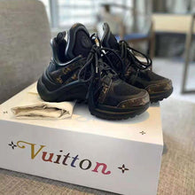 Load image into Gallery viewer, Louis Vuitton Women LV Archlight Sneaker Patent Monogram Canvas Technical Fabrics
