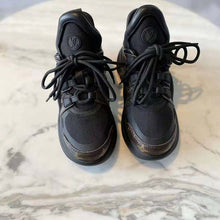 Load image into Gallery viewer, Louis Vuitton Women LV Archlight Sneaker Patent Monogram Canvas Technical Fabrics