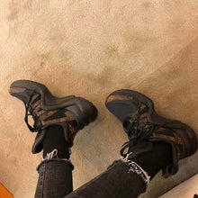 Load image into Gallery viewer, Louis Vuitton Women LV Archlight Sneaker Patent Monogram Canvas Technical Fabrics