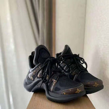 Load image into Gallery viewer, Louis Vuitton Women LV Archlight Sneaker Patent Monogram Canvas Technical Fabrics