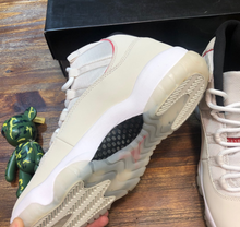 Load image into Gallery viewer, Nike Air Jordan Fight Women