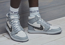Load image into Gallery viewer, Nike Dior x Air Jordan High Top Women