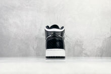 Load image into Gallery viewer, Nike Dunk Air Jordan Black/White Women