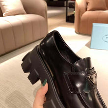 Load image into Gallery viewer, Prada Women Monolith Pointy Brushed Leather Loafers-Black