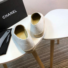Load image into Gallery viewer, Tweed and Patent Leather CC Espadrilles Spring/Summer Collection Act 2 White
