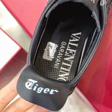 Load image into Gallery viewer, Valentino x Onitsuka Tiger Sneakers Calfskin Leather Spring/Summer 2020 Collection, Black